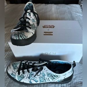 TOMS Star Wars x Travel Lite Low Sneaker White Characters Sketch Print